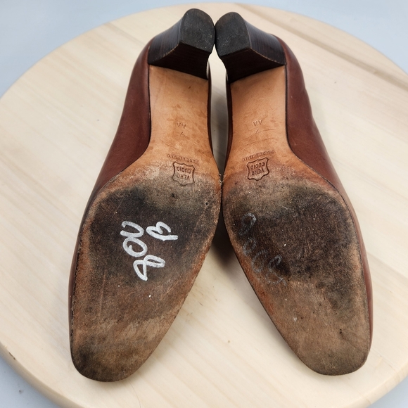 Salvatore Ferragamo Womens Leather Heels sz 7AA - Picture 6 of 14